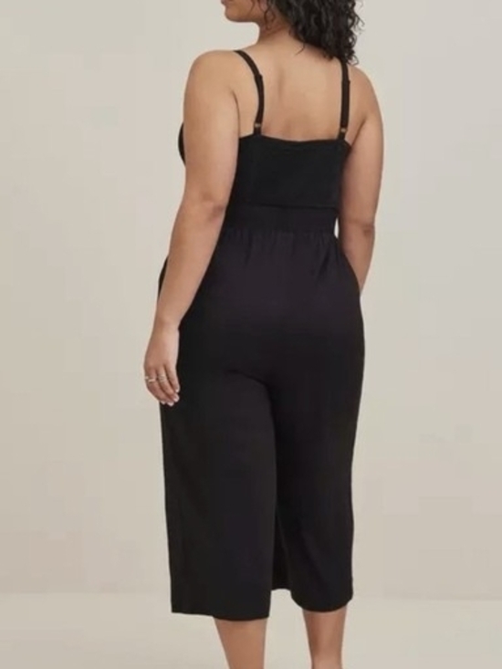 Pants - Torrid Black One Piece Cropped Wide Leg V Neck Bow Tie Jumpsuit Size 2